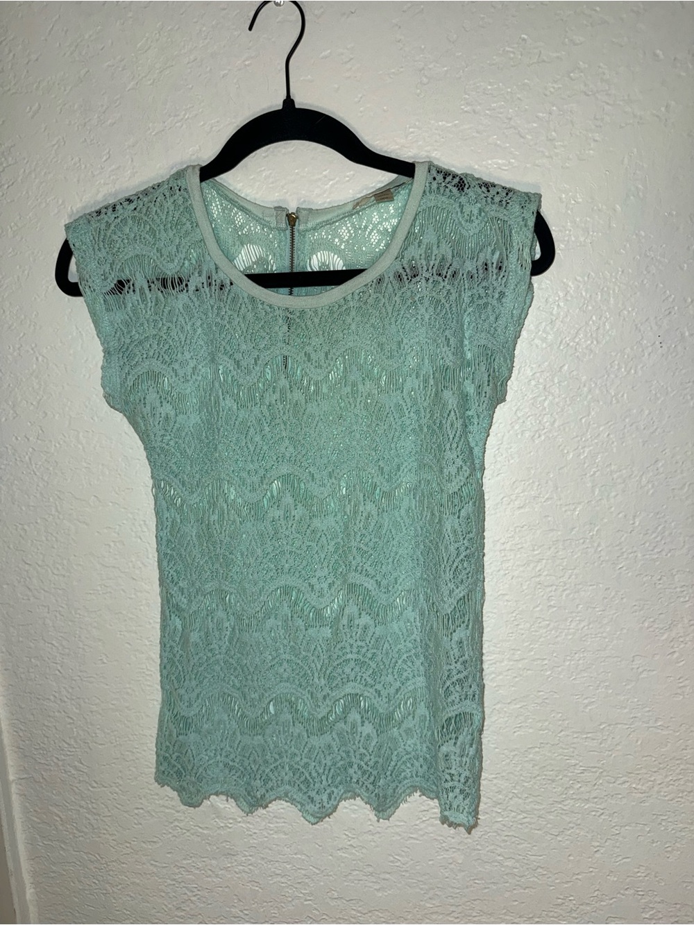 Kenar Mint Lace Cap Sleeve Top